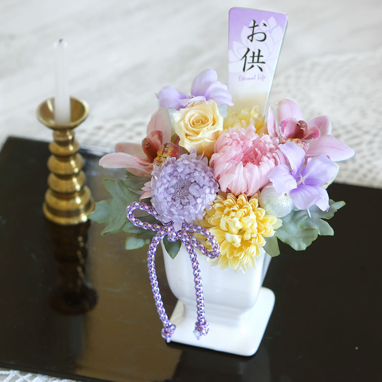 優しい色合いのフラワーギフト