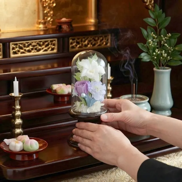 お仏壇にプリザーブドフラワーのお供え花を