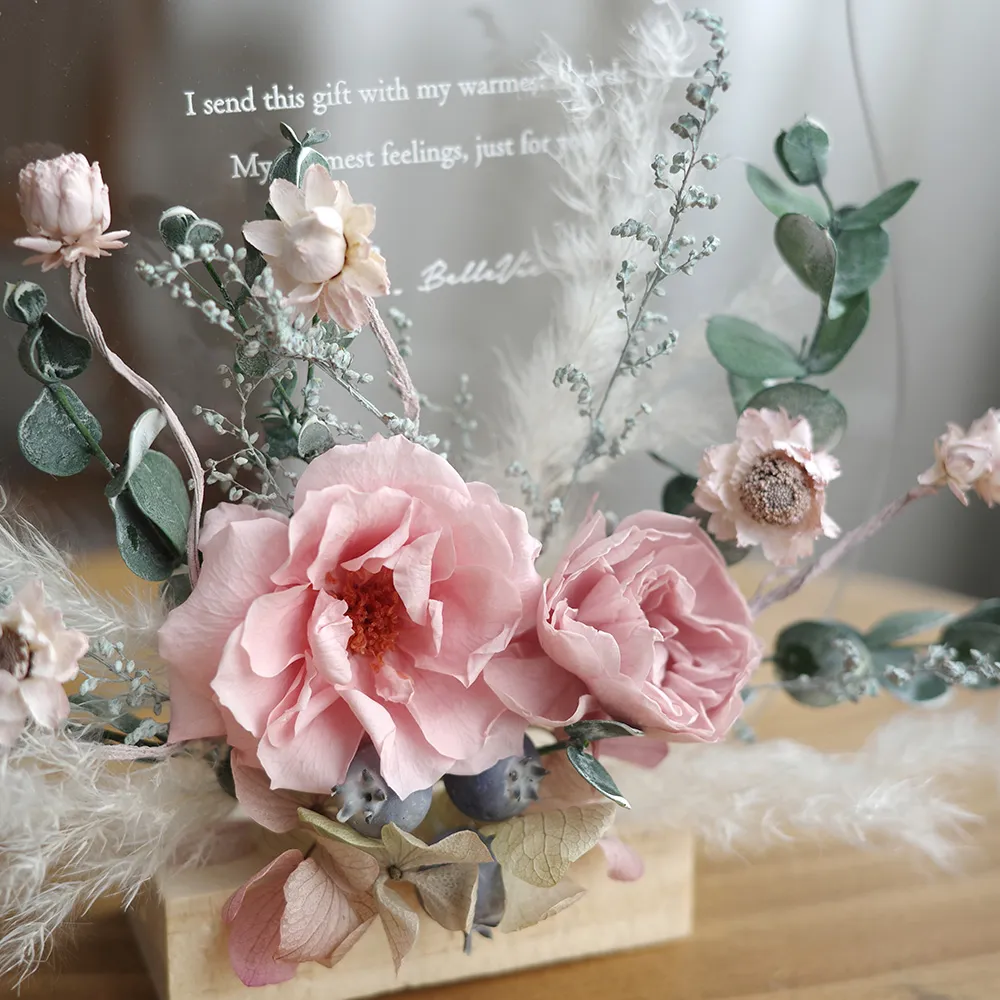 花言葉も素敵なアレンジ