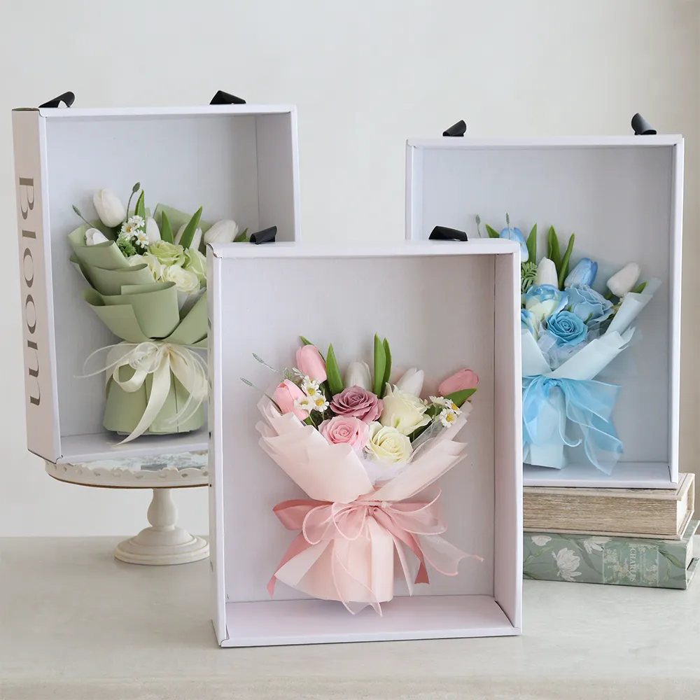 ボックス入りでそのまま飾れるやさしい香りのソープフラワー